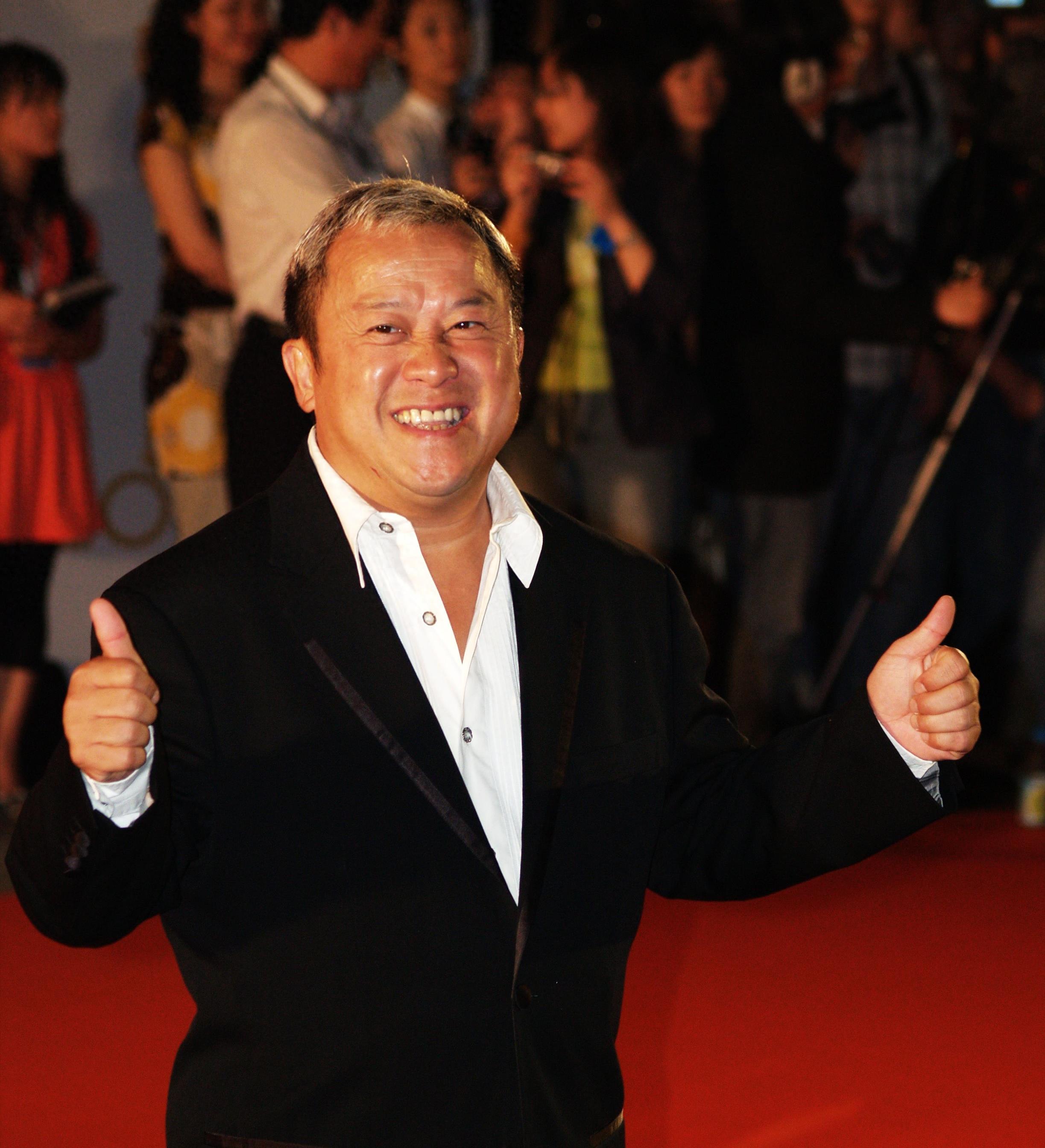 明星潜规则内幕_娱乐圈黑暗面_形容娱乐圈黑暗的词