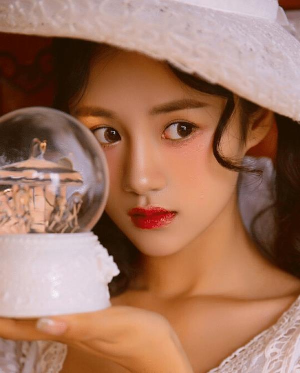 安悦溪高空一字马惊艳_安悦溪体操服身材_体操服一字马操视频+抱操